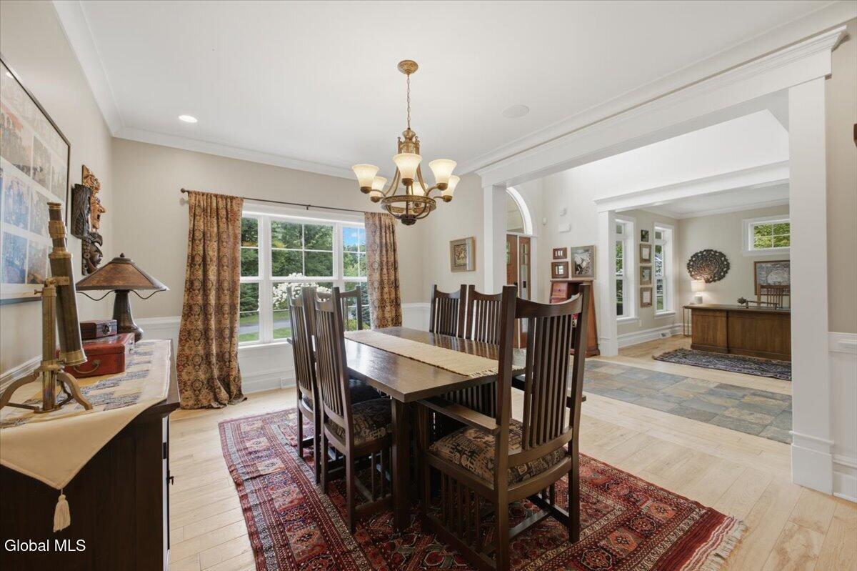 1107 Deer Run Glenville NY 12302