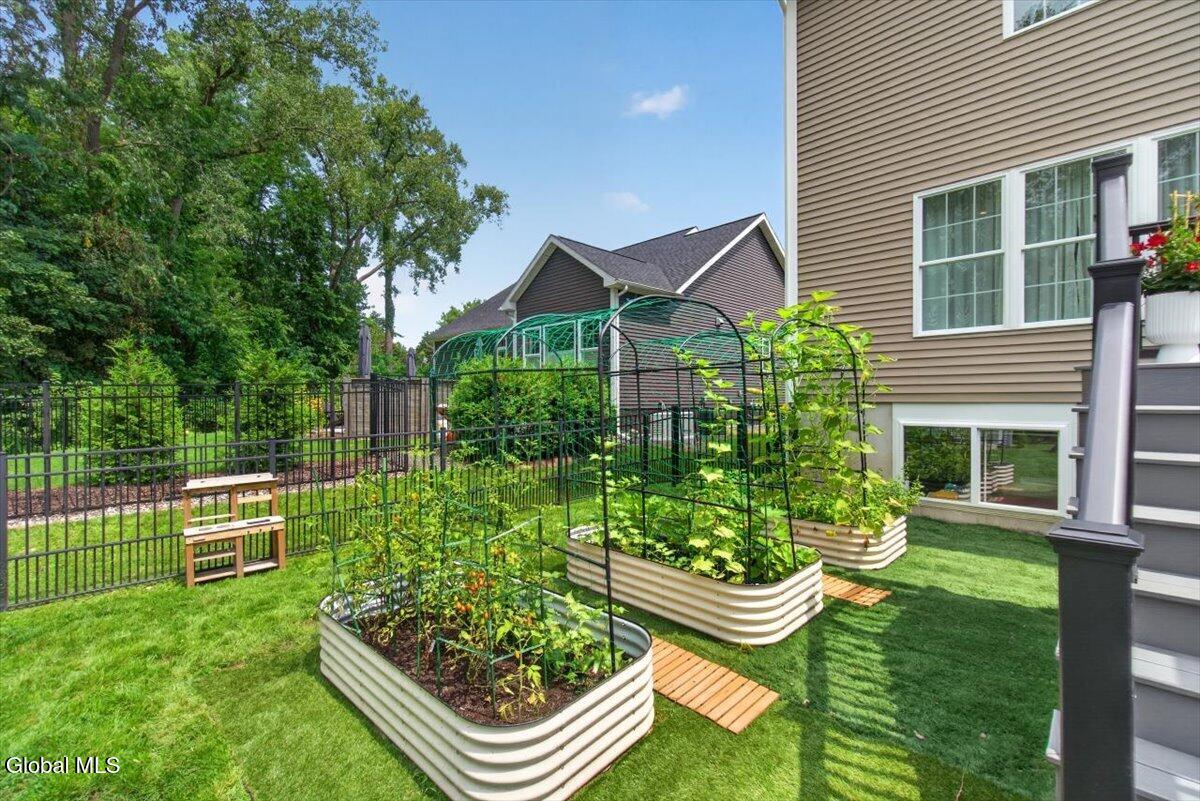 283 Elsmere Avenue Delmar NY 12054