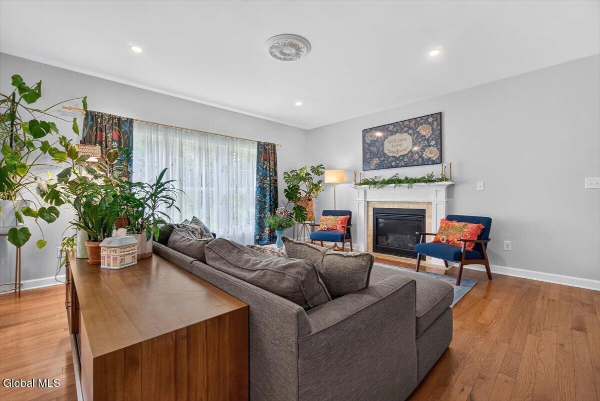 283 Elsmere Avenue Delmar NY 12054
