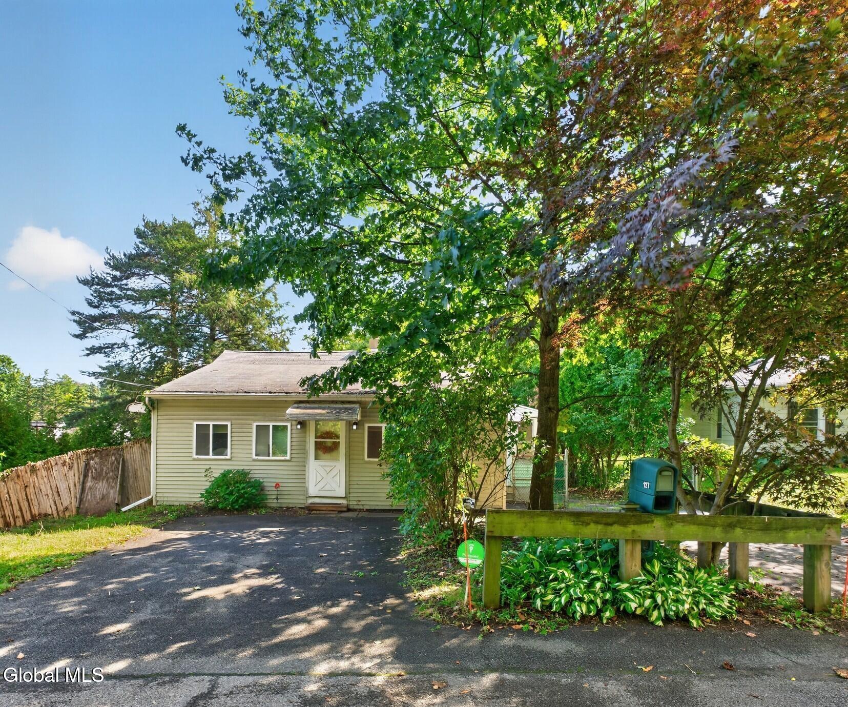 127 Dunsbach Ferry Road Cohoes NY 12047