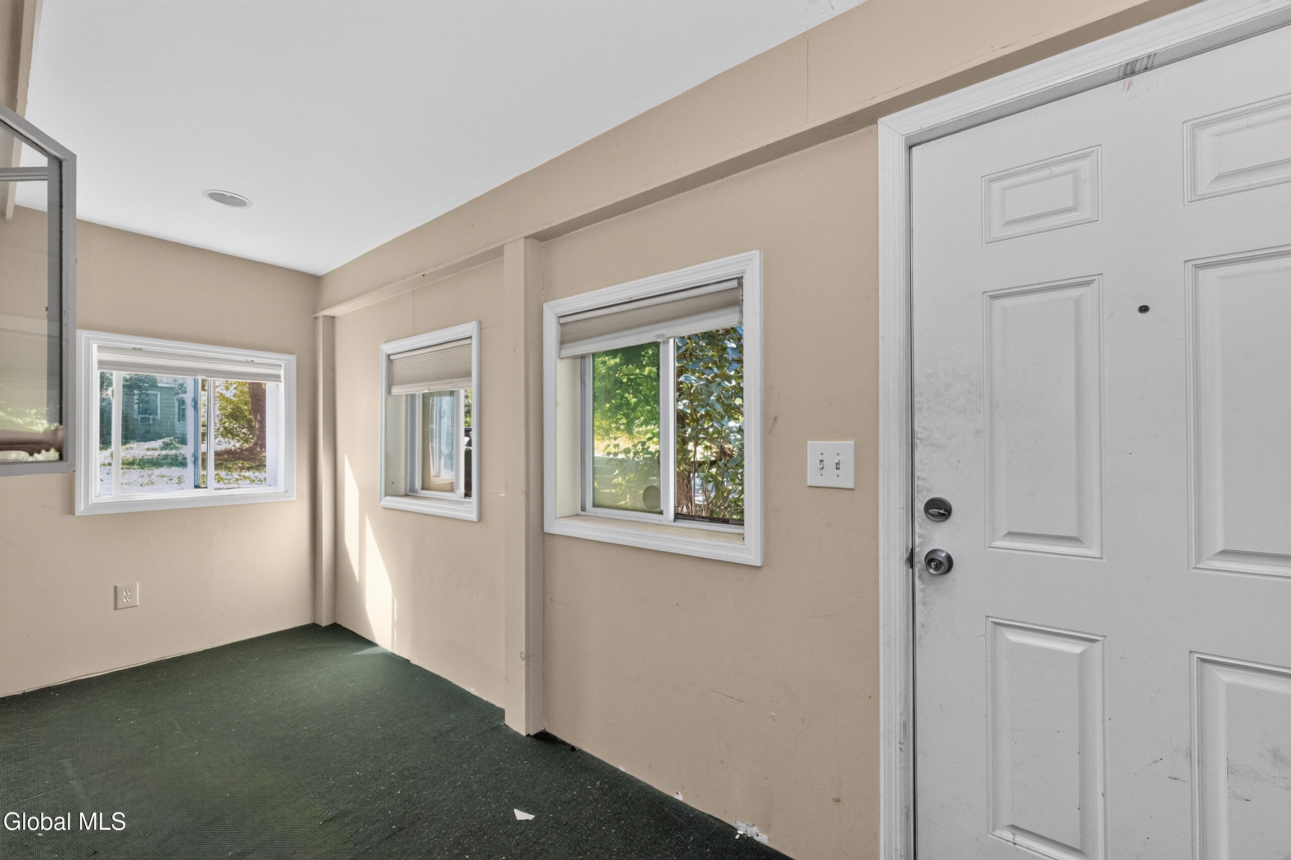 127 Dunsbach Ferry Road Cohoes NY 12047
