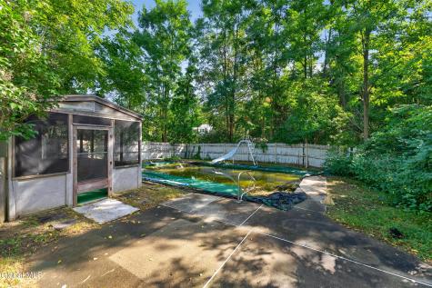 127 Dunsbach Ferry Road Cohoes NY 12047