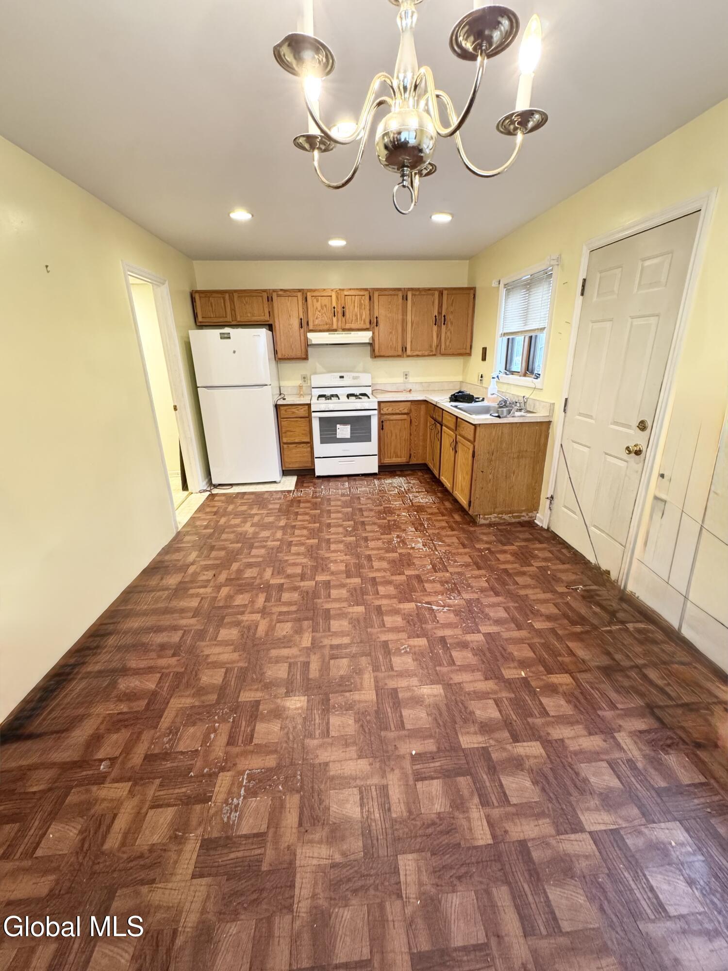 750 Hamilton Street Schenectady NY 12307