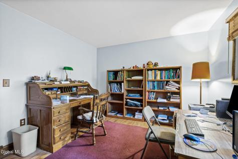 39 Woodside Drive Glenville NY 12302