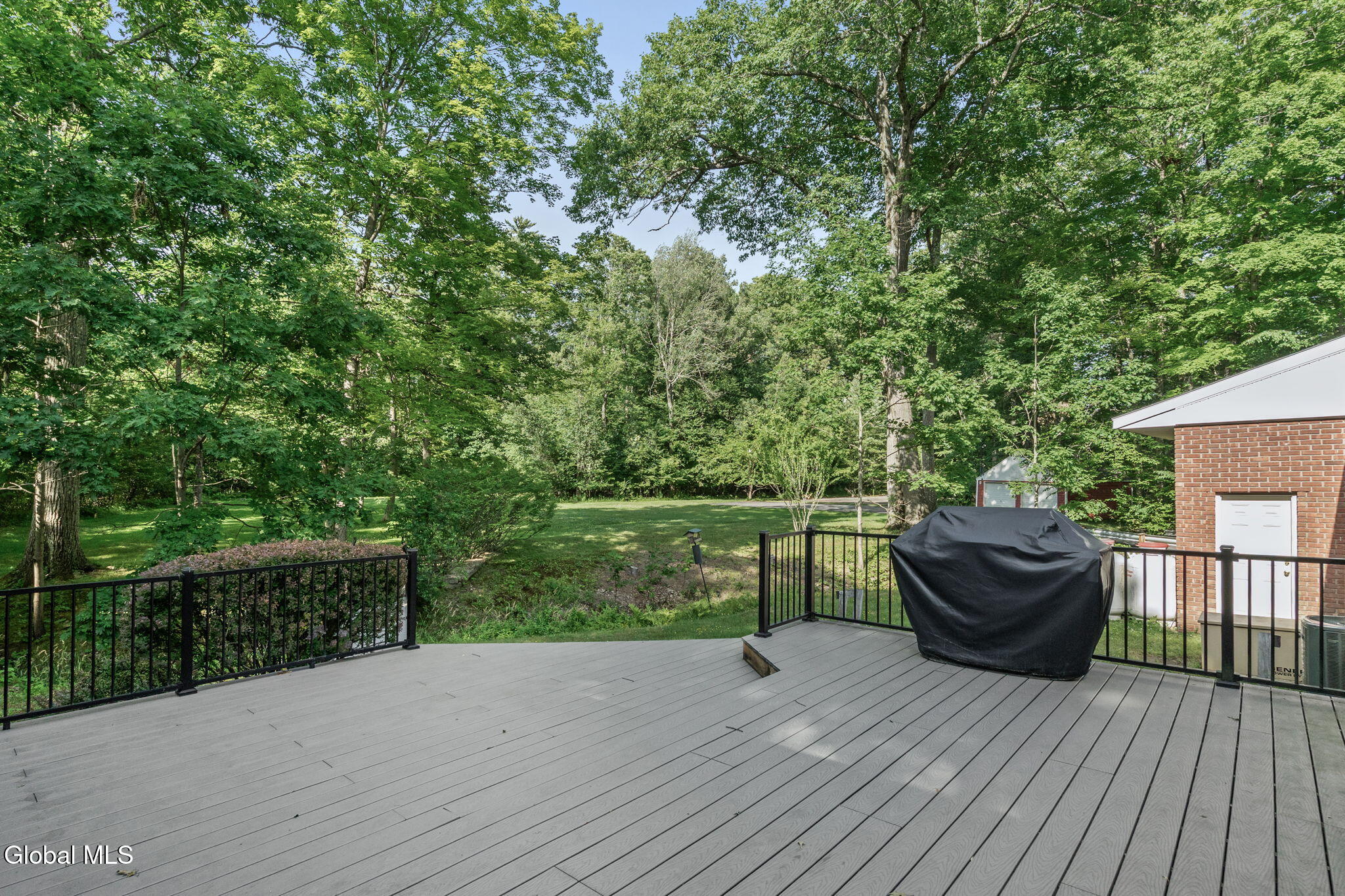39 Woodside Drive Glenville NY 12302