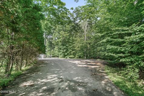 39 Woodside Drive Glenville NY 12302