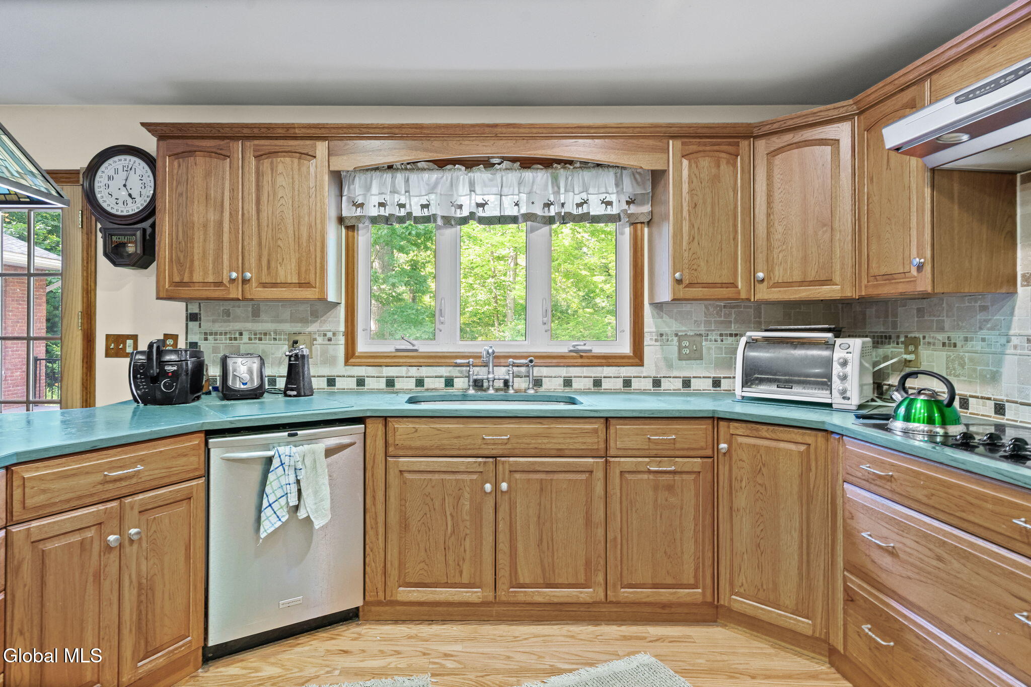 39 Woodside Drive Glenville NY 12302