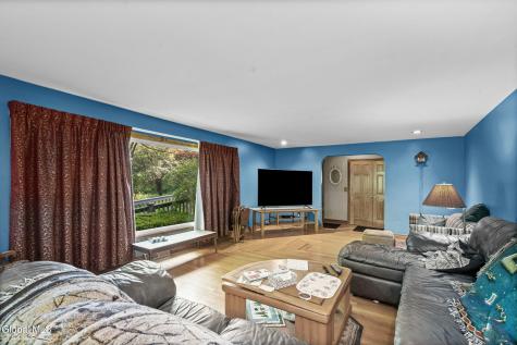39 Woodside Drive Glenville NY 12302