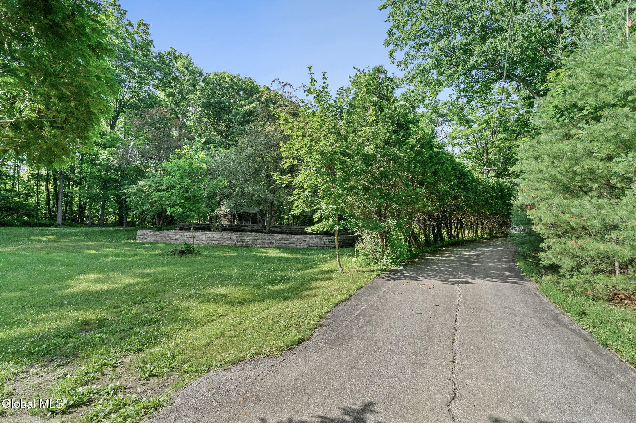 39 Woodside Drive Glenville NY 12302