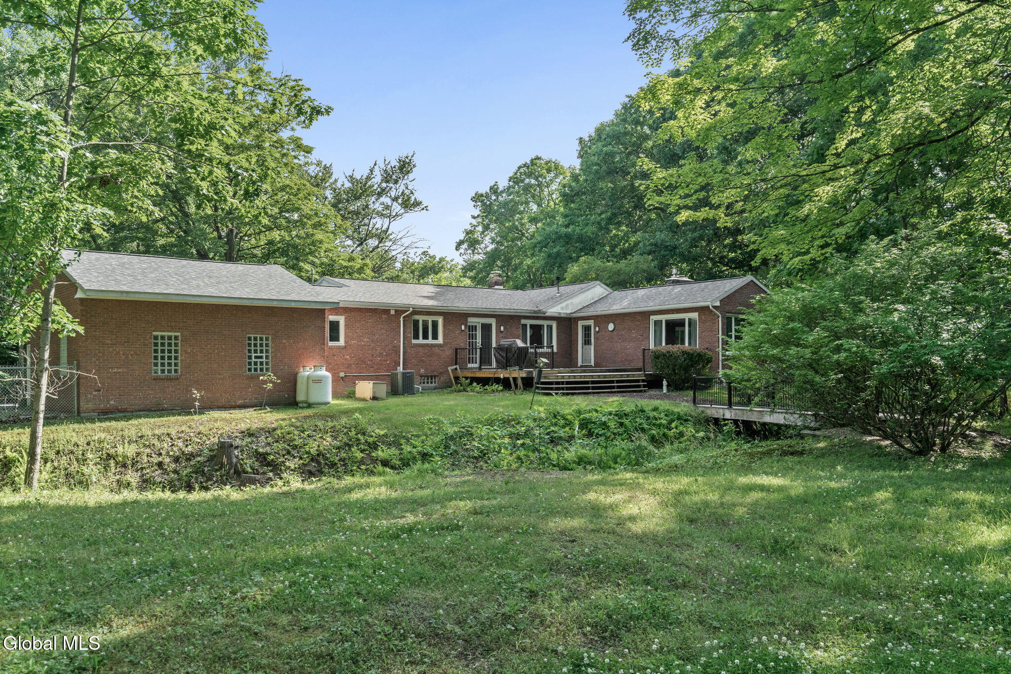 39 Woodside Drive Glenville NY 12302