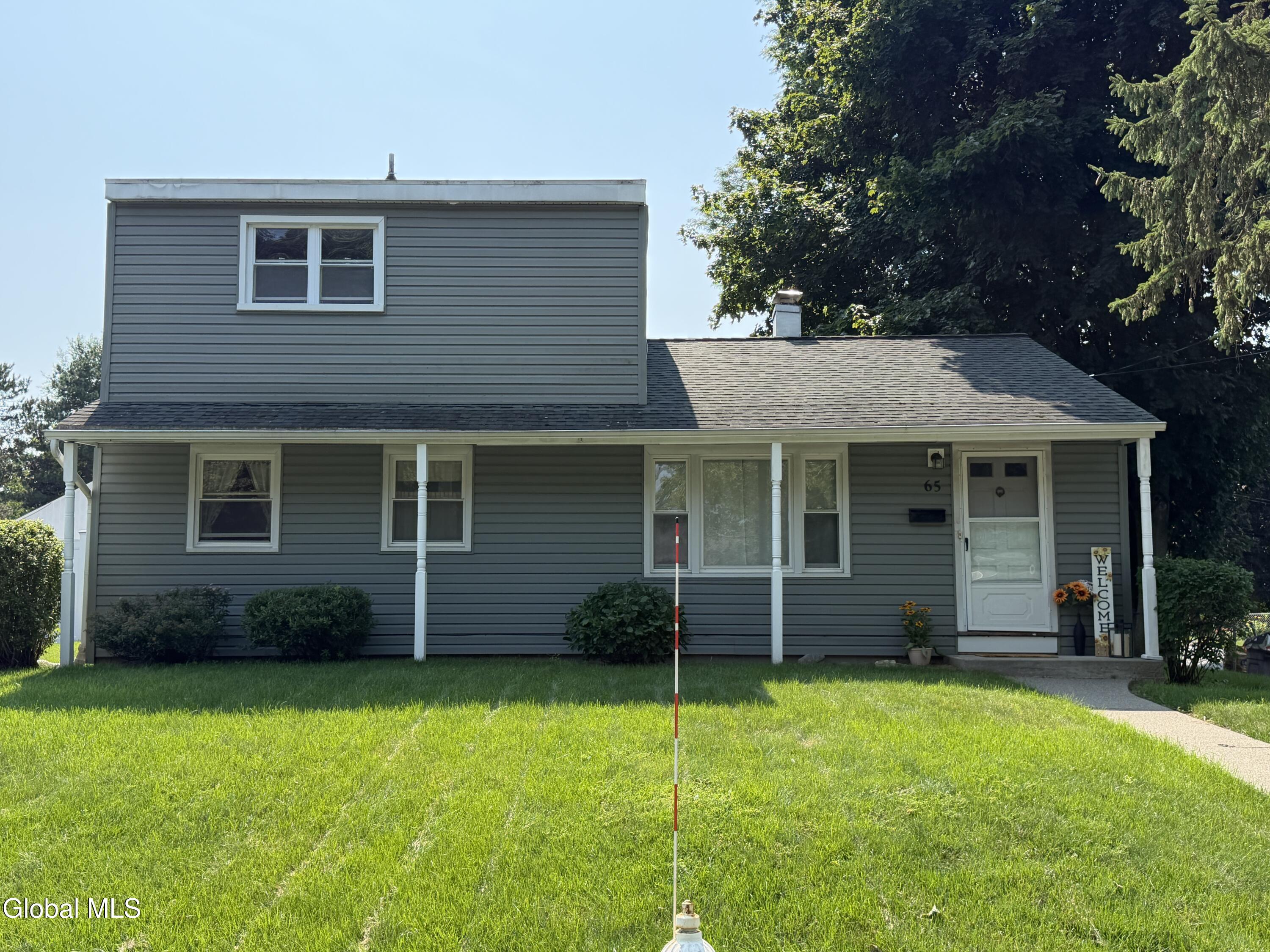 65 Locust Park Colonie NY 12205