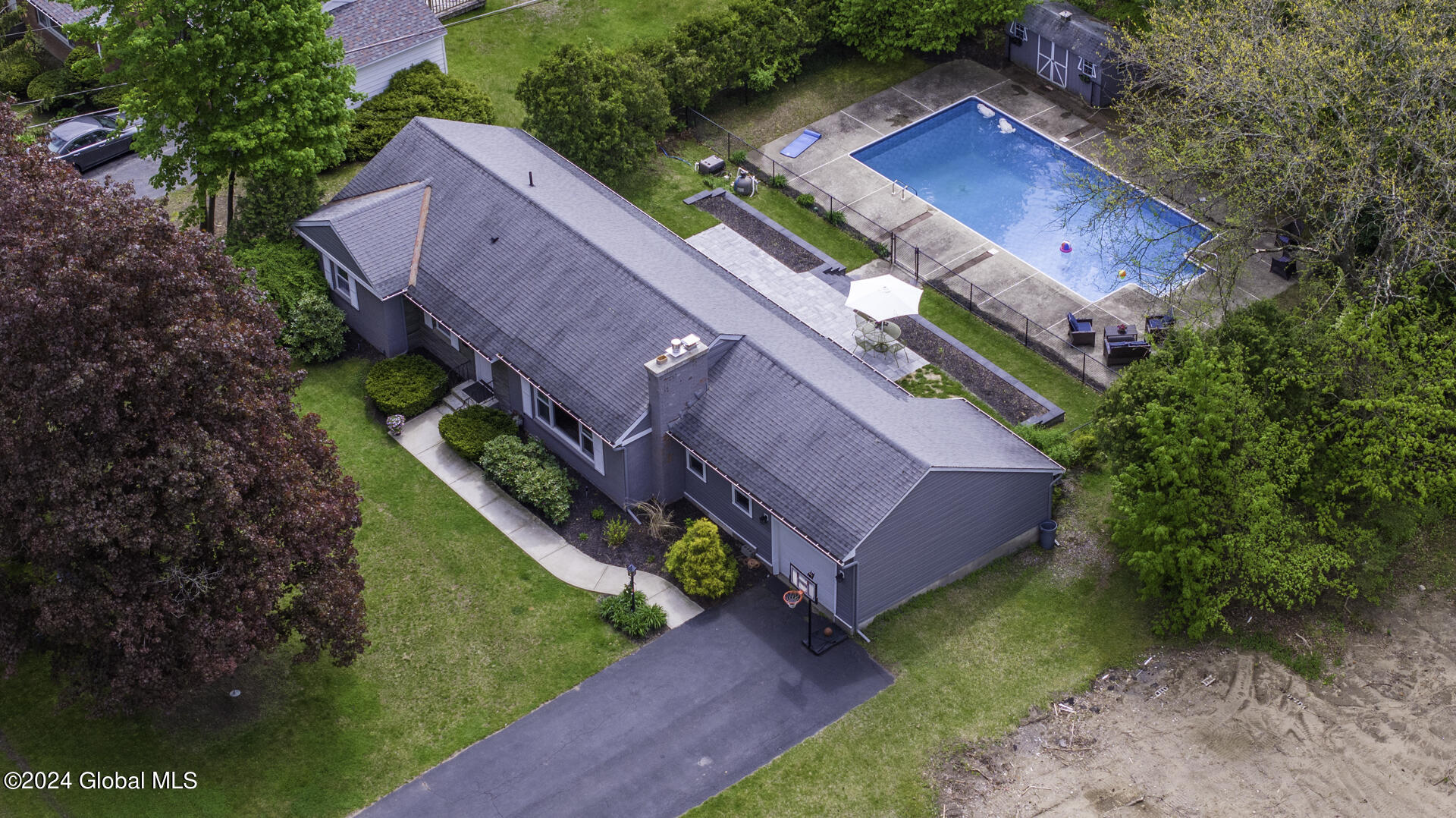 378 Caroline Street Saratoga Springs NY 12866