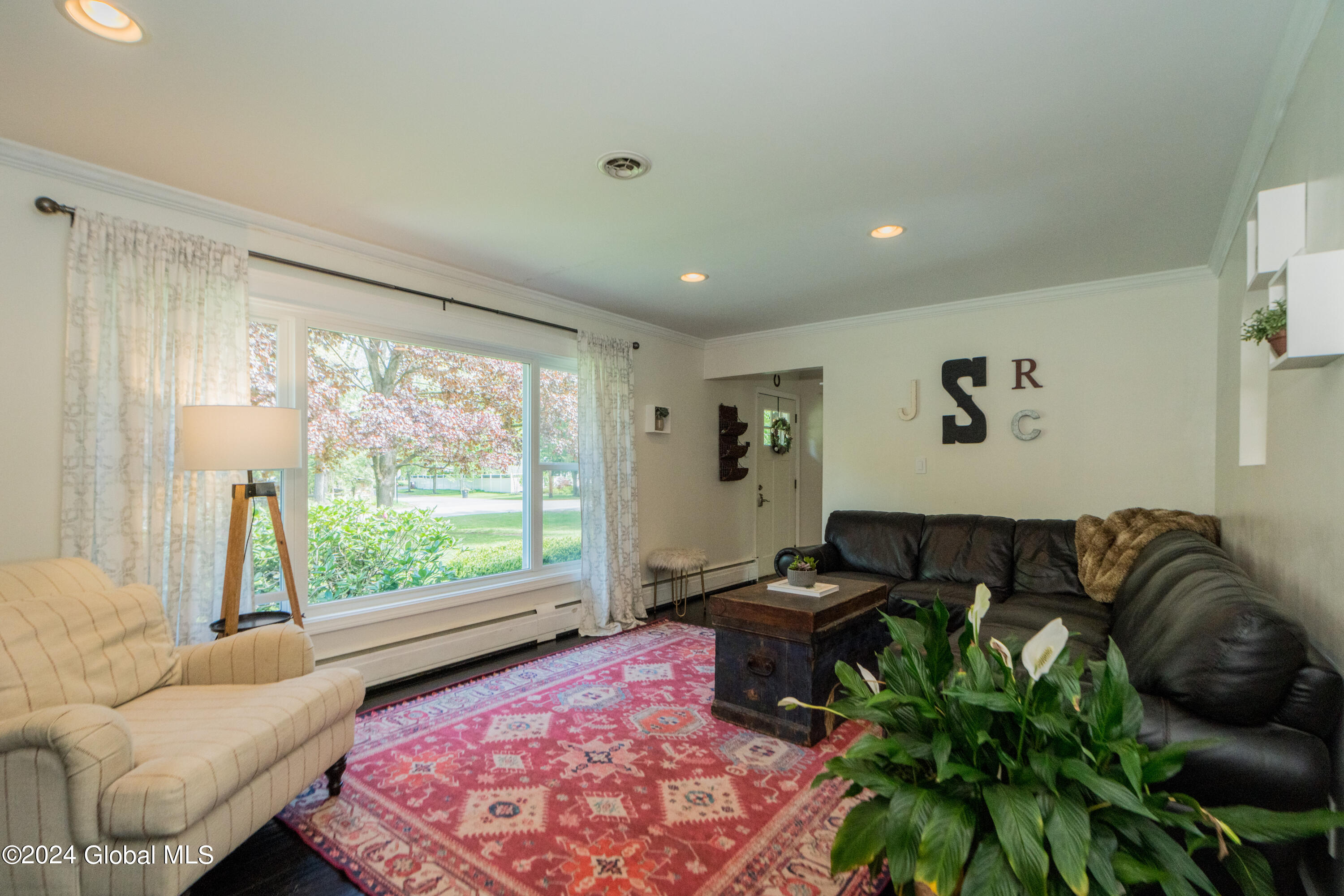 378 Caroline Street Saratoga Springs NY 12866