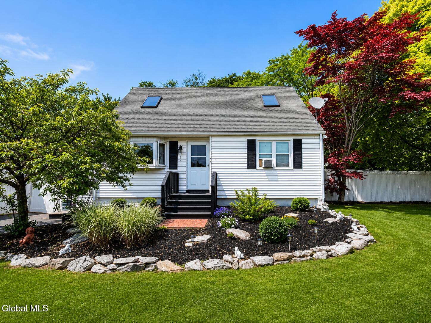 2 David Court Colonie NY 12205