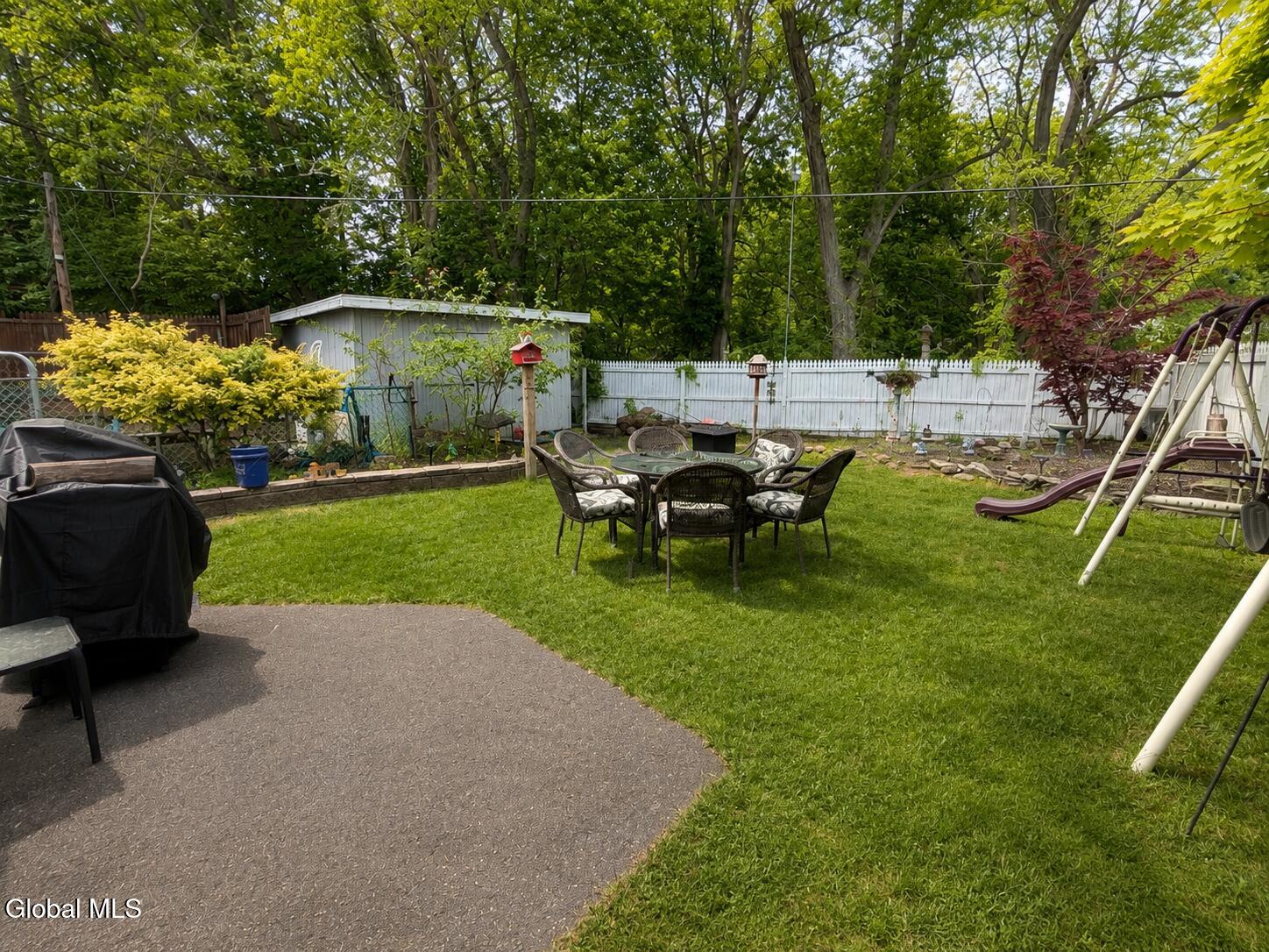 2 David Court Colonie NY 12205
