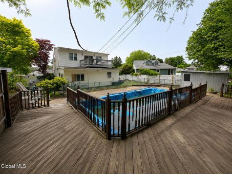 2 David Court Colonie NY 12205
