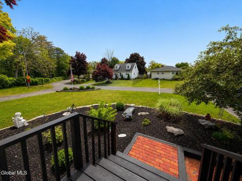 2 David Court Colonie NY 12205