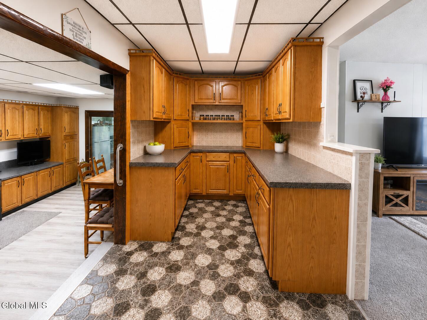 2 David Court Colonie NY 12205