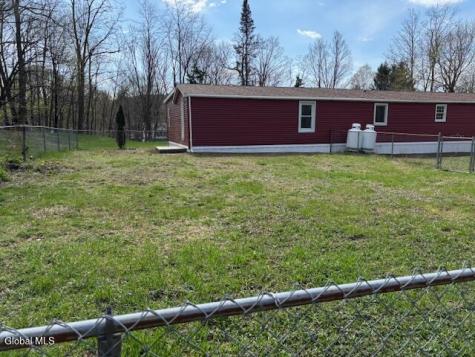 55 Mason Lane Pittstown NY 12180