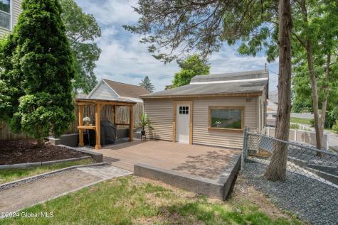 107 Fox Avenue Schenectady NY 12303