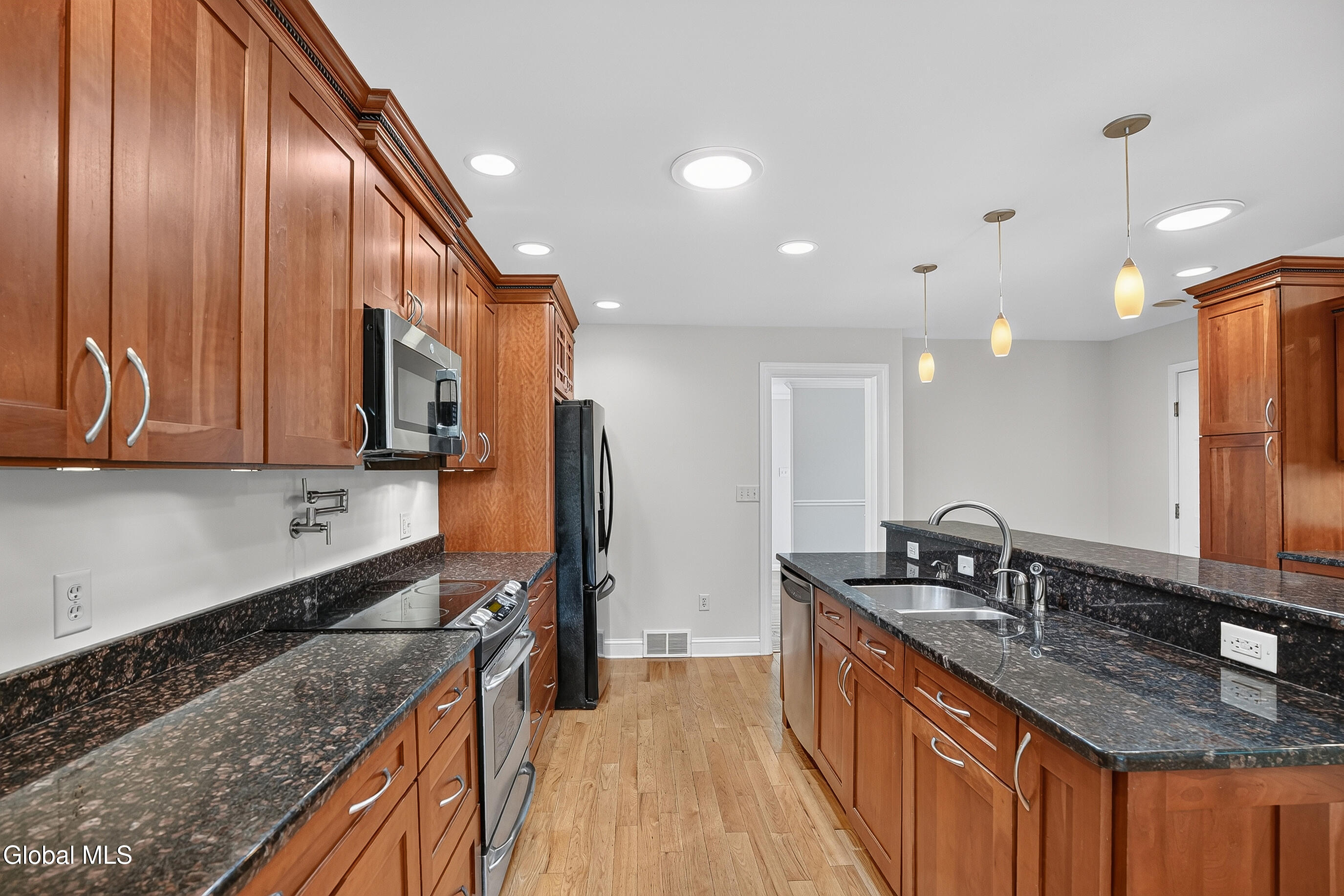 90 Elsmere Avenue Delmar NY 12054