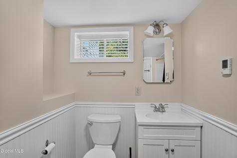 90 Elsmere Avenue Delmar NY 12054