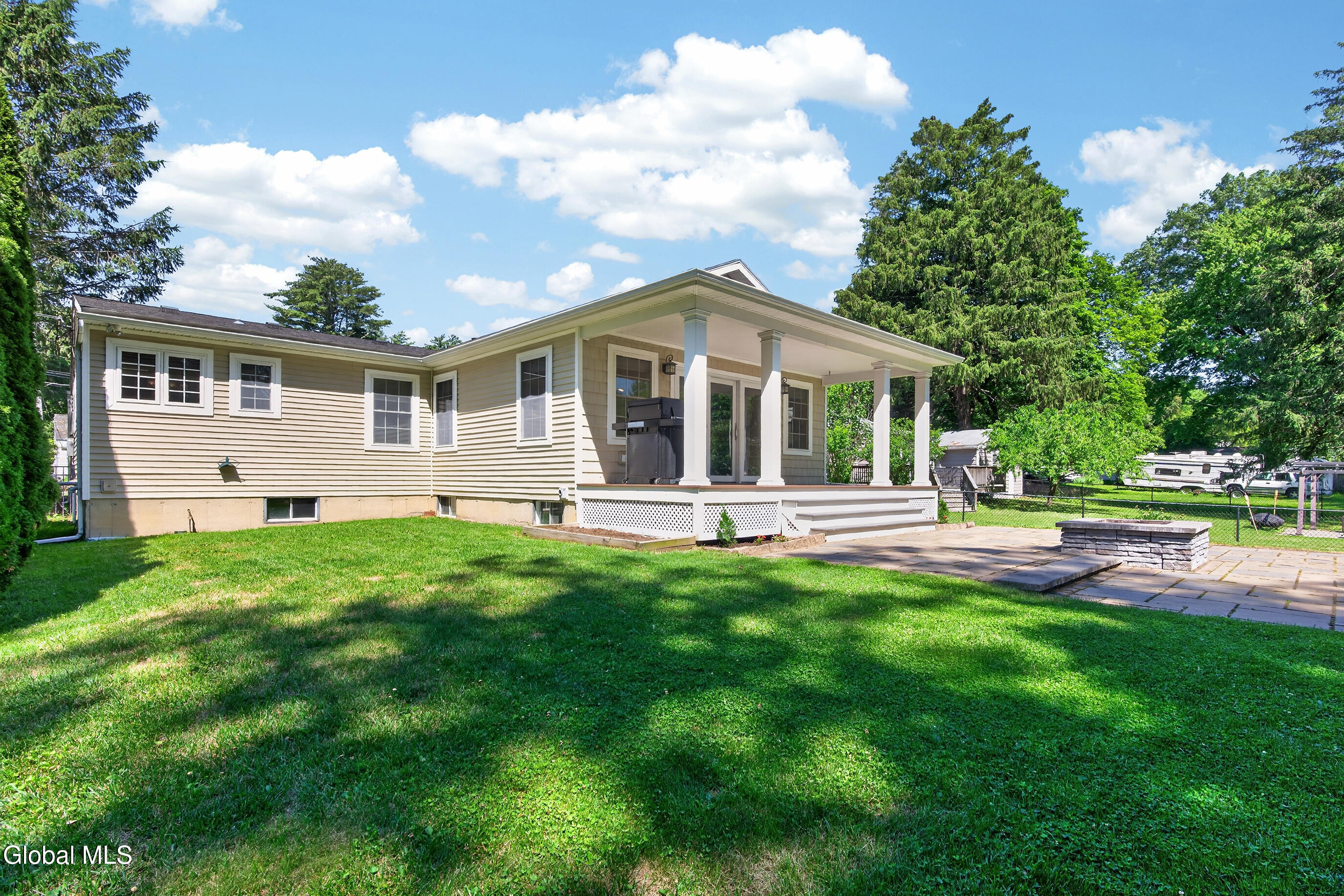 90 Elsmere Avenue Delmar NY 12054