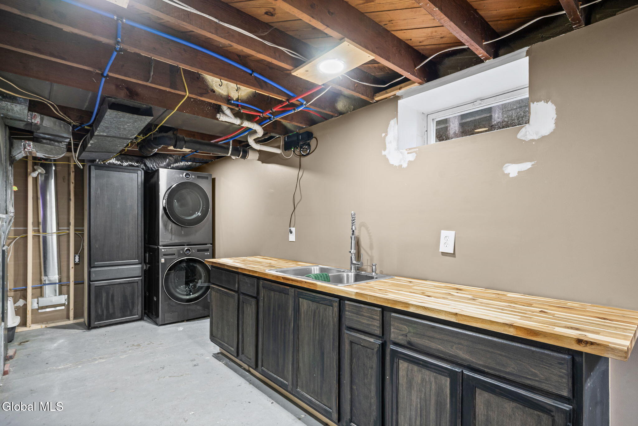 2527 1st Avenue Rotterdam NY 12303