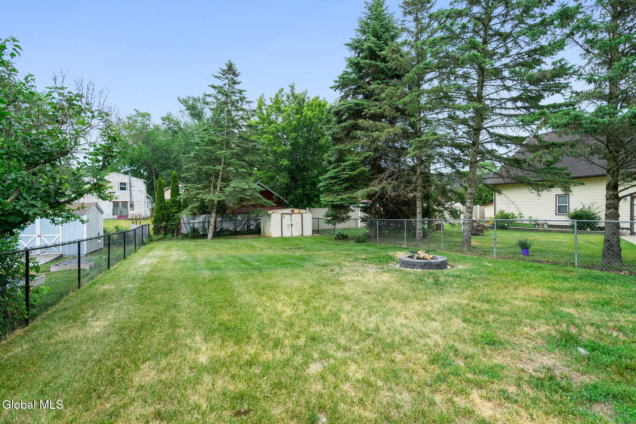 2527 1st Avenue Rotterdam NY 12303
