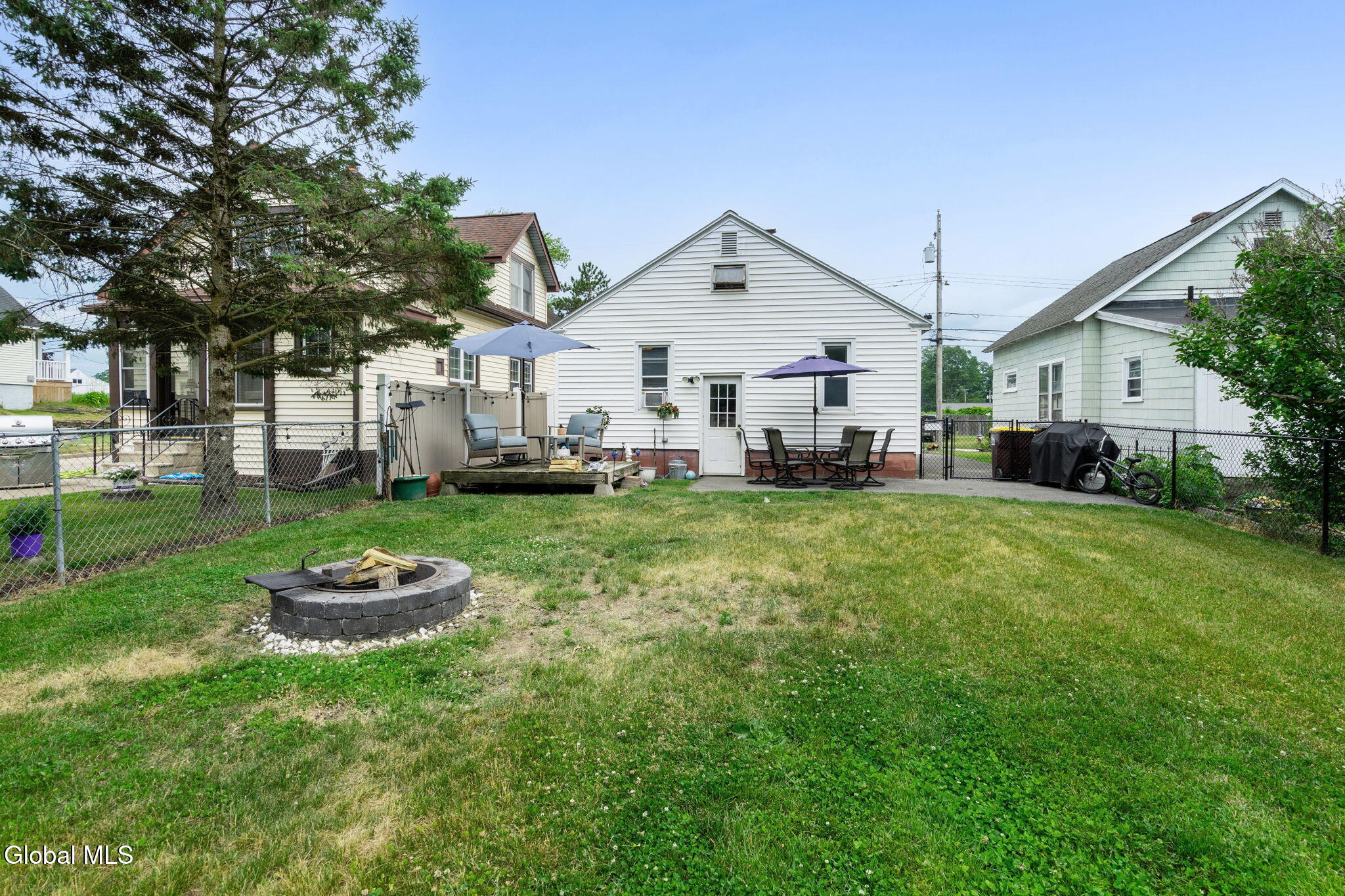 2527 1st Avenue Rotterdam NY 12303