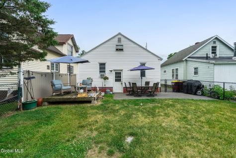 2527 1st Avenue Rotterdam NY 12303