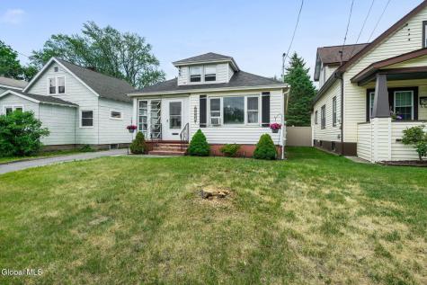 2527 1st Avenue Rotterdam NY 12303