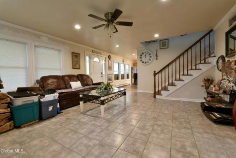 454-456 Vliet Street Extension Colonie NY 12047