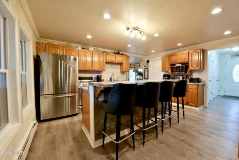 454-456 Vliet Street Extension Colonie NY 12047