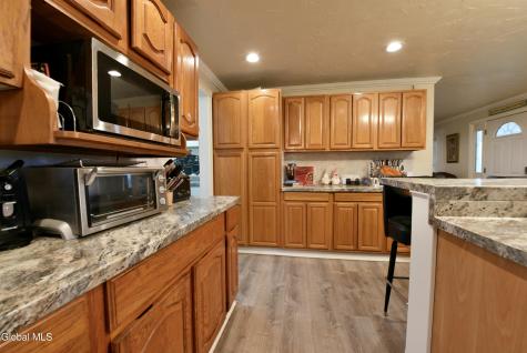 454-456 Vliet Street Extension Colonie NY 12047