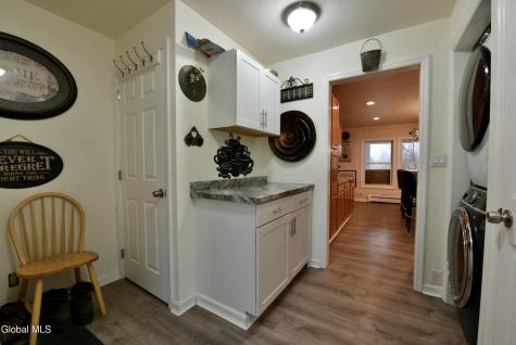 454-456 Vliet Street Extension Colonie NY 12047