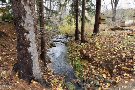 454-456 Vliet Street Extension Colonie NY 12047