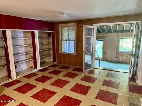 28 Starcrest Drive Rensselaer NY 12153