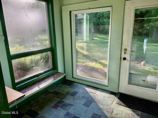 28 Starcrest Drive Rensselaer NY 12153