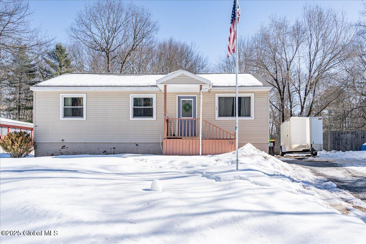38 Red Oak Lane Ballston Spa NY 12020