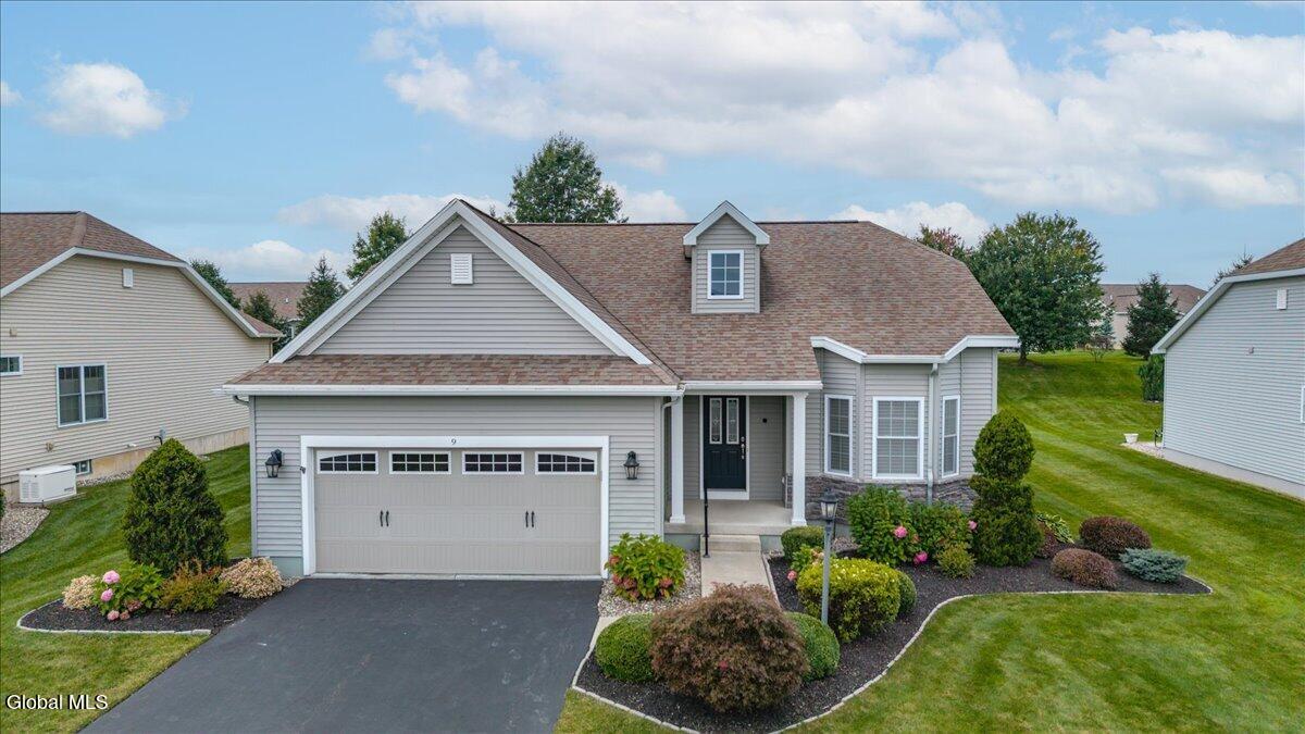 9 Glen Meadow Drive Halfmoon NY 12118