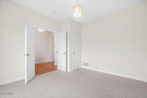 9 Glen Meadow Drive Halfmoon NY 12118