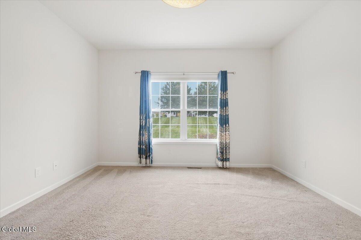 9 Glen Meadow Drive Halfmoon NY 12118