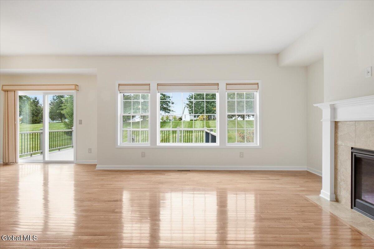 9 Glen Meadow Drive Halfmoon NY 12118