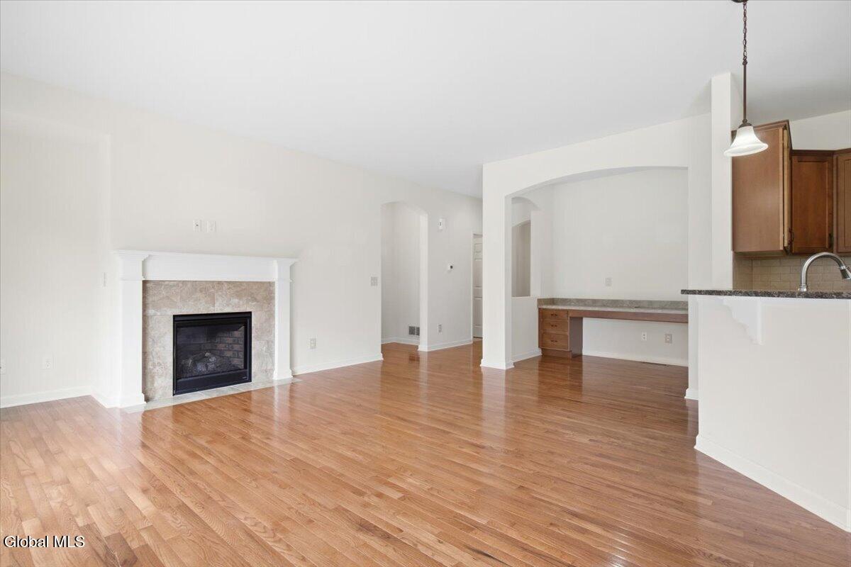 9 Glen Meadow Drive Halfmoon NY 12118