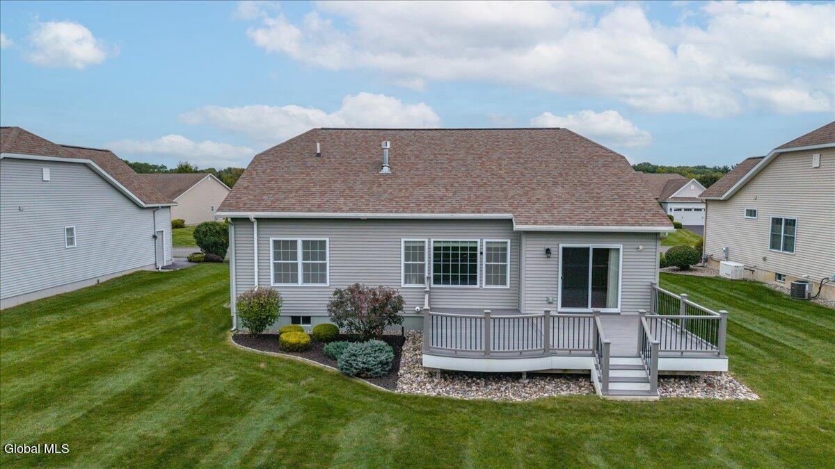 9 Glen Meadow Drive Halfmoon NY 12118