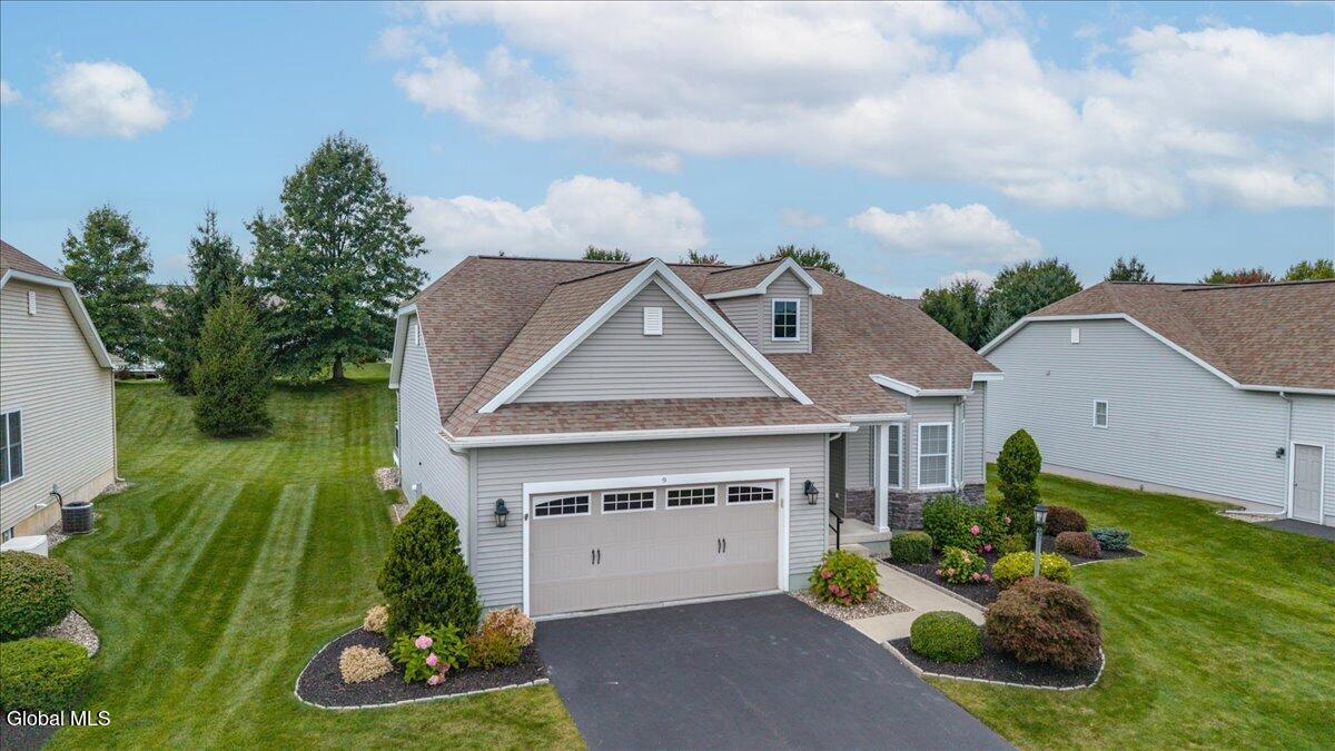 9 Glen Meadow Drive Halfmoon NY 12118