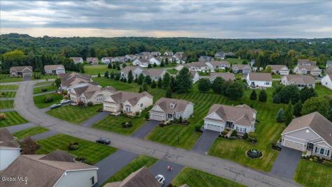 9 Glen Meadow Drive Halfmoon NY 12118
