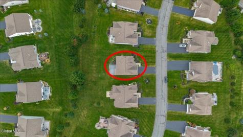 9 Glen Meadow Drive Halfmoon NY 12118