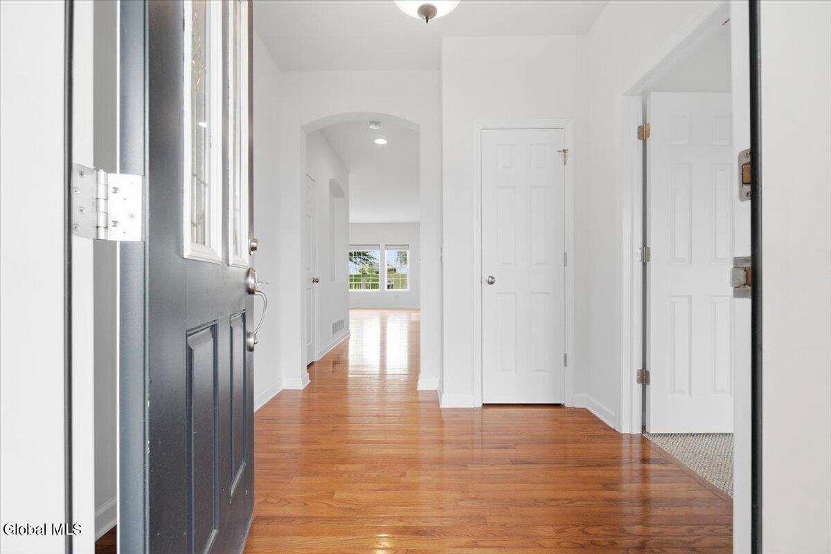 9 Glen Meadow Drive Halfmoon NY 12118